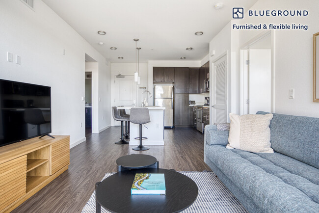 Building Photo - 765 Montague Expy