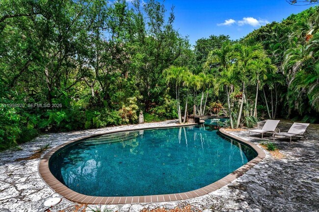 Building Photo - 186 Edgewater Dr