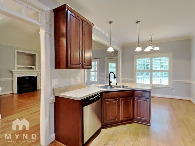 Building Photo - 50 Alvis Ct