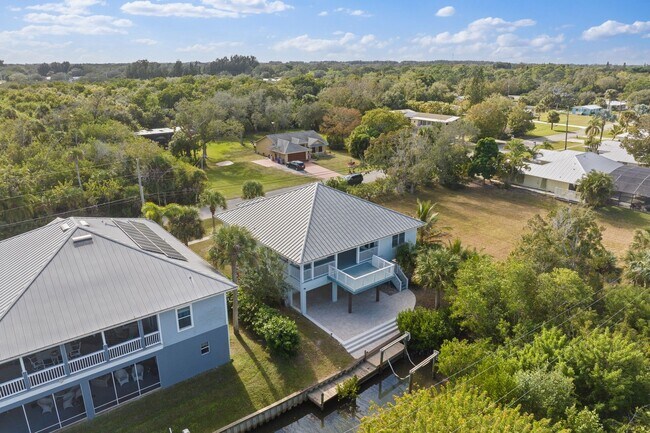 Building Photo - 5440 95th St