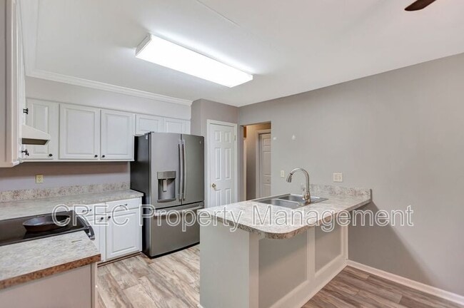 Building Photo - 412 Fox Hunt Rd