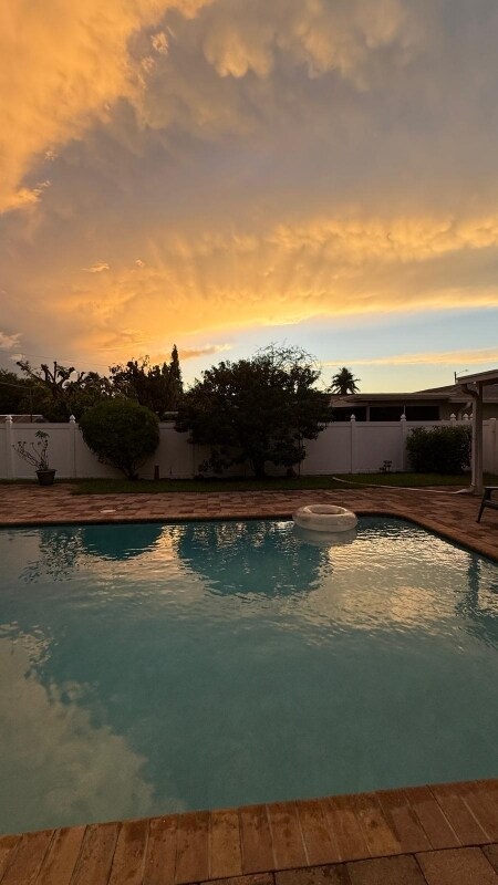 Building Photo - 1260 SW 32nd St