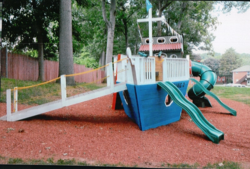 Building Photo - 448 Middle Turnpike W