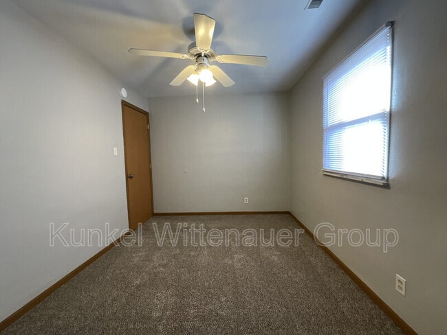 Building Photo - 1814 Jamestown Rd