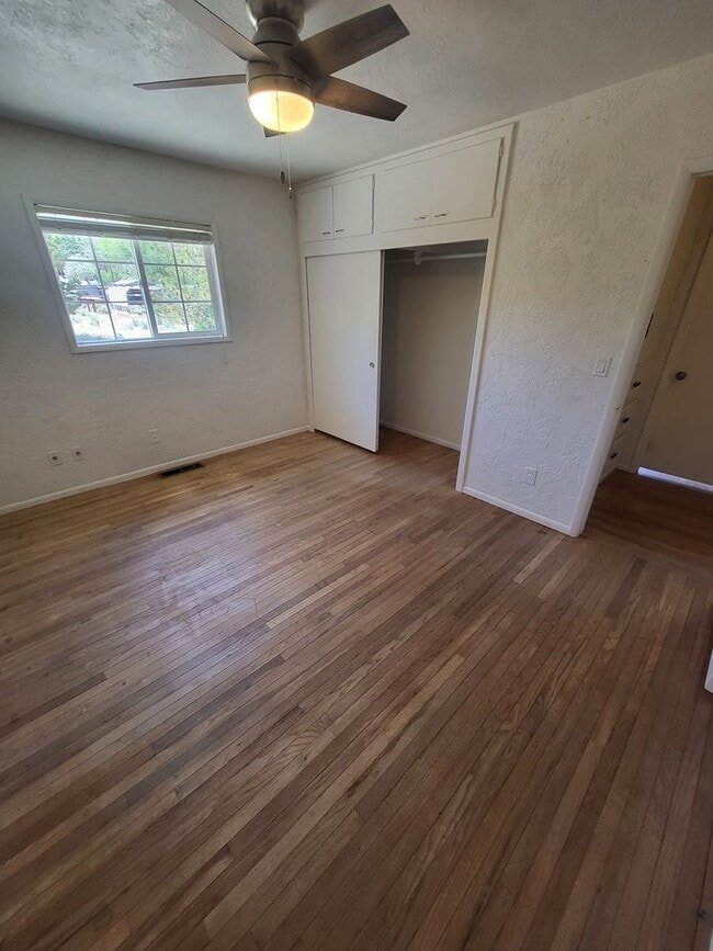 Building Photo - 3602 Green Acre Dr