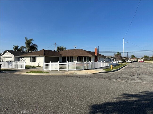 Building Photo - 6171 Winslow Dr