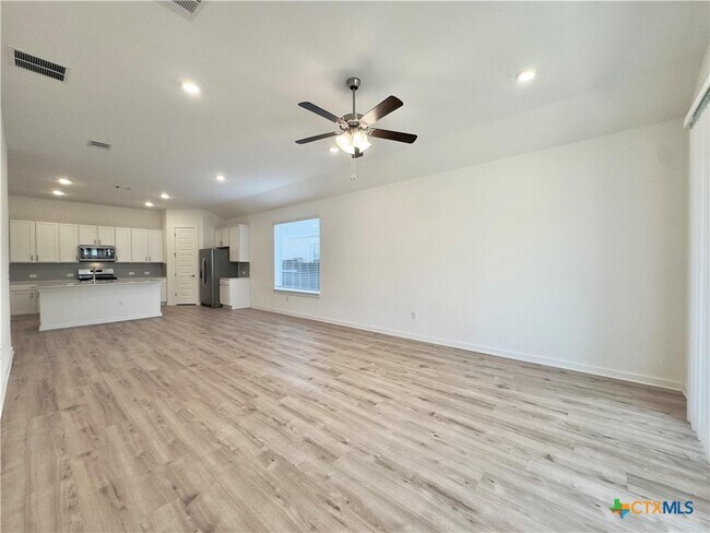 Building Photo - 2109 Gabriels Horn Rd