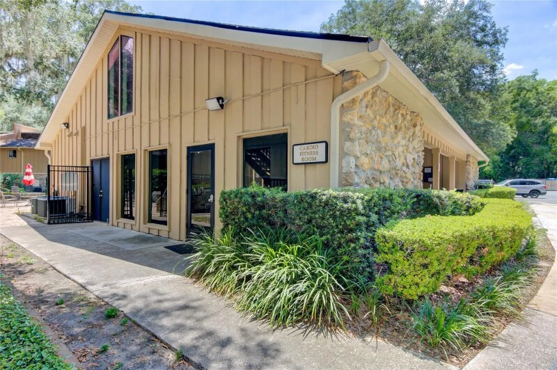 Building Photo - 507 NW 39th Rd