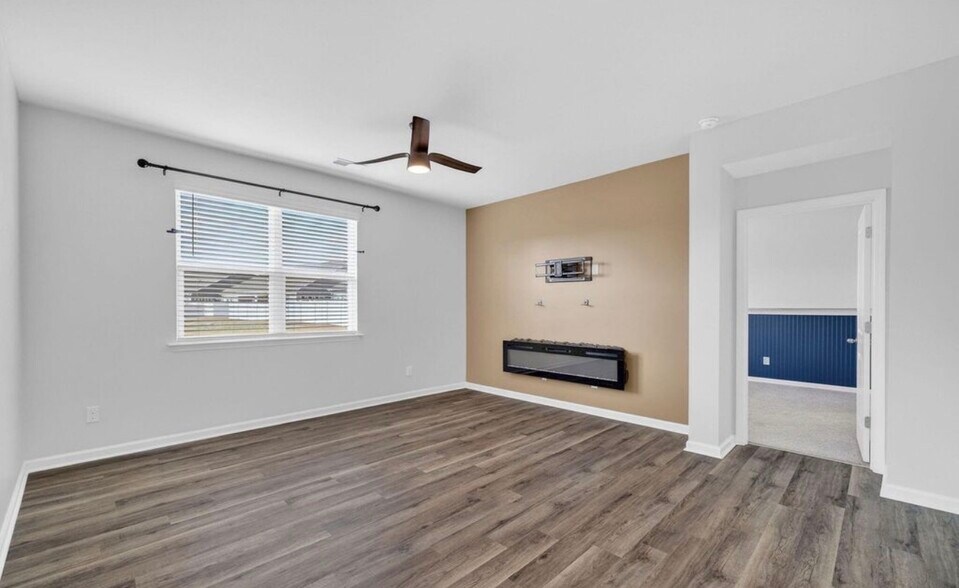 Building Photo - 2039 Willowleaf Dr