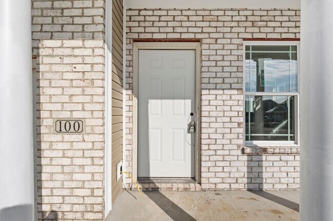 Building Photo - 100 Lambert Fld