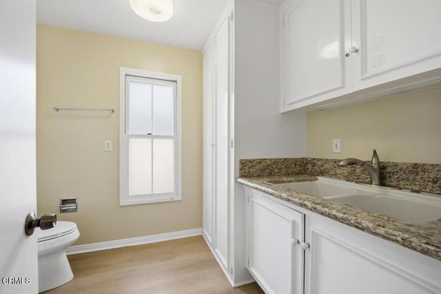 Building Photo - 568 Los Arboles Ln