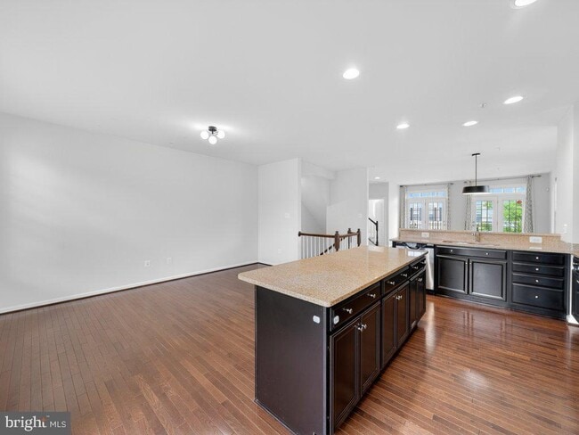 Building Photo - 1169 Carinoso Cir