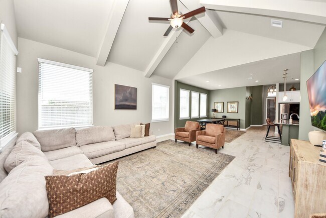 Building Photo - 10810 Spiny Caterpillar Ct