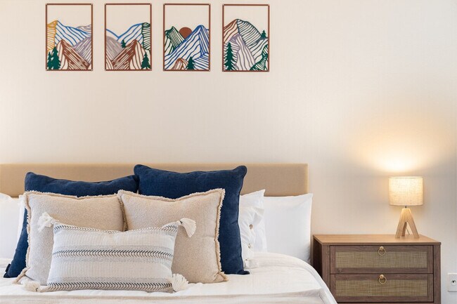 Building Photo - 6630 SW Capitol Hwy