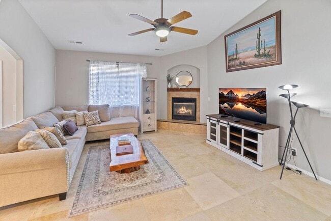 Building Photo - 603 Brookline Loop