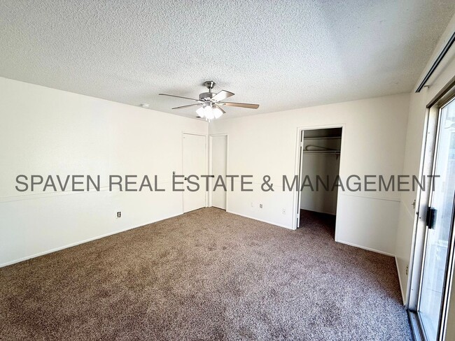 Building Photo - Cul-de-sac home