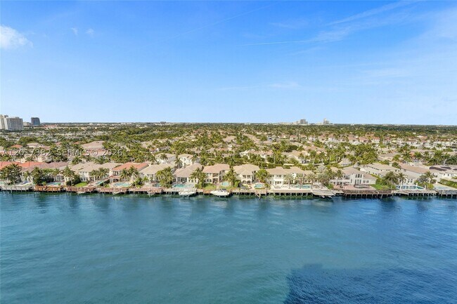 Building Photo - 1600 S Ocean Dr