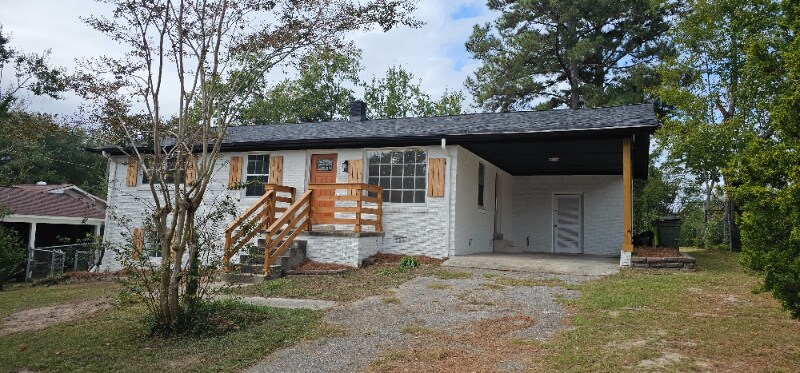 Building Photo - 1613 Edgemore Rd