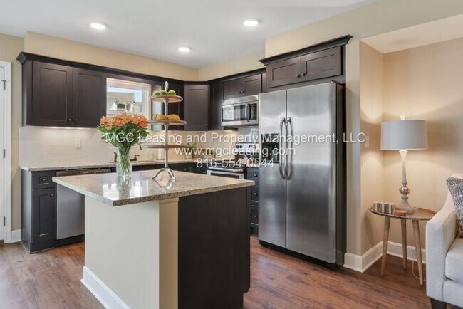 Building Photo - December Special at Serrano - $1,000 Rent Credit w/ a 15 Month Lease!