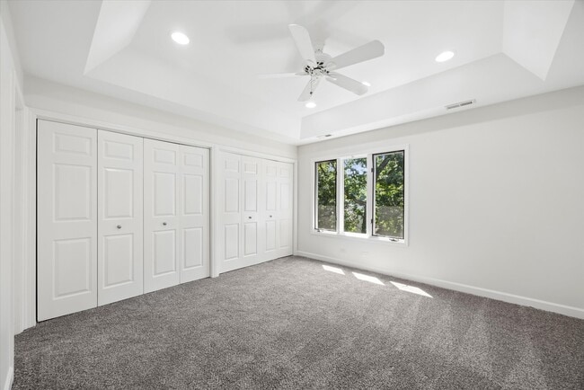 Building Photo - 9336 Falling Waters Dr W