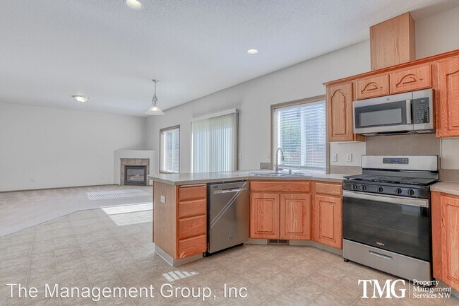 Building Photo - 5 br, 2.5 bath House - 8619 NE 90th Ave