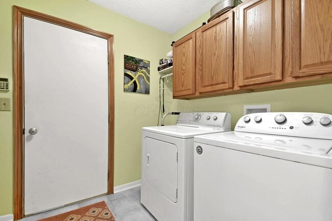 Building Photo - 7647 Windsor Dr