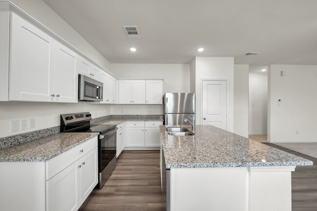 Building Photo - 15009 Ronan Dr