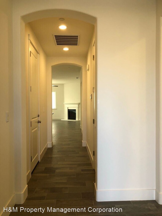 Building Photo - 3 br, 2 bath House - 1641 Castlerock Drive