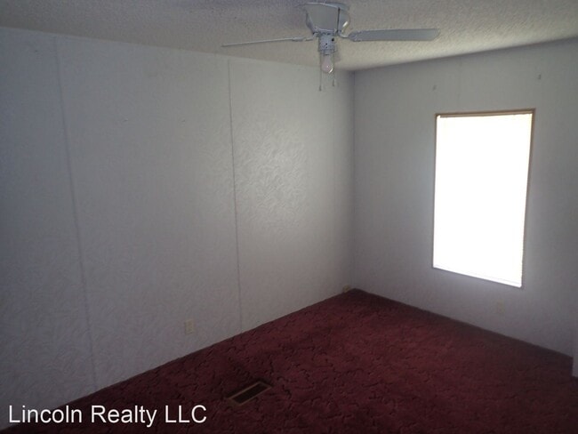 Building Photo - 3 br, 2 bath House - 4056 Twin Oaks Rd