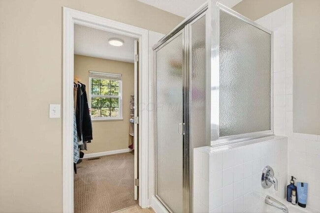 Building Photo - 5692 Sugarwood Dr