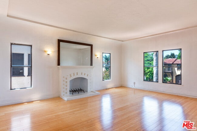 Building Photo - 8002 4th St