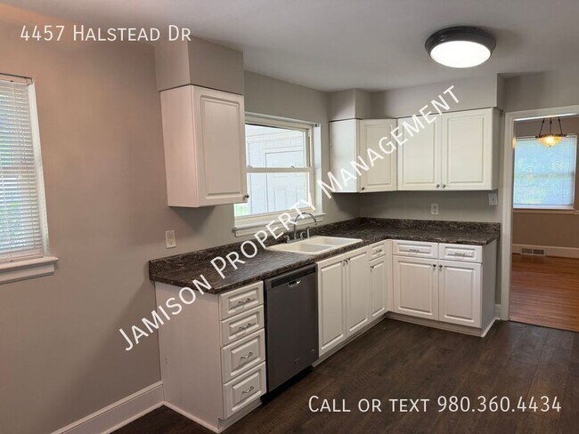 Building Photo - 4457 Halstead Dr