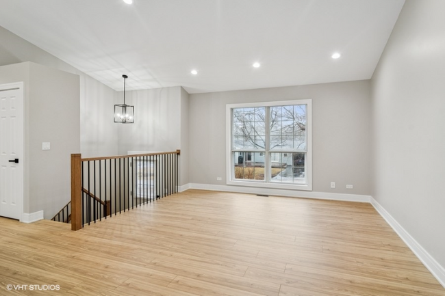 Building Photo - 23726 N Overhill Dr