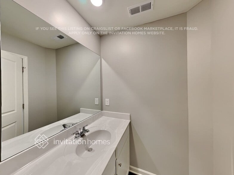 Building Photo - 143 Webster Cir