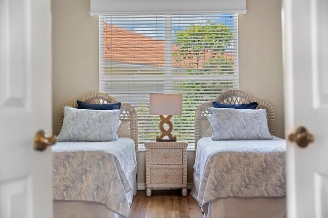 Building Photo - 542 Misty Pine Dr