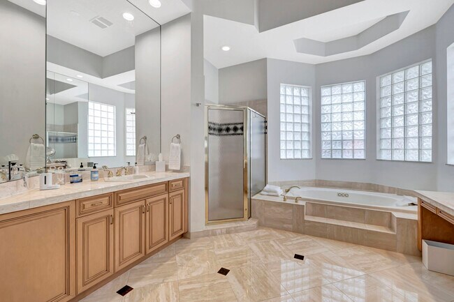 Building Photo - 7943 Talavera Pl