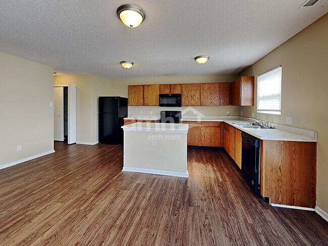 Building Photo - 11343 Congaree Way