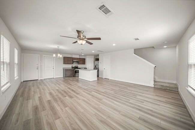 Building Photo - 7006 Cedar Breeze Ct