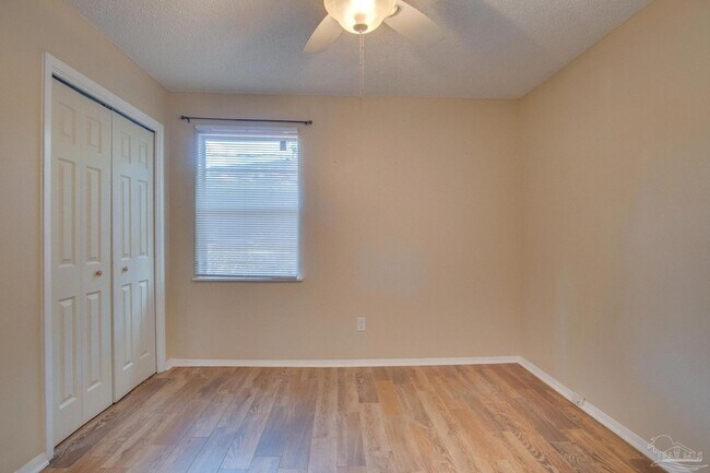 Building Photo - 386 Quigley Rd
