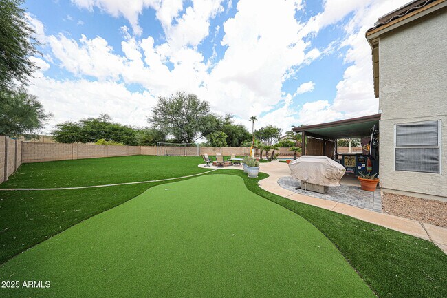 Building Photo - 3902 E Rosemonte Dr