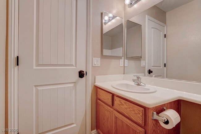 Building Photo - 1948 W Hammer Ln