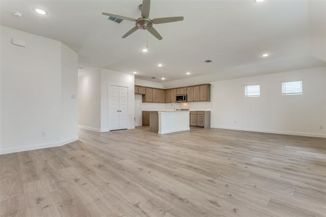 Building Photo - 4908 Pebblewood Dr