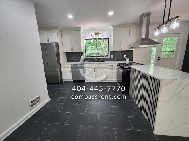 Building Photo - 2636 Whiteleigh Ct NE