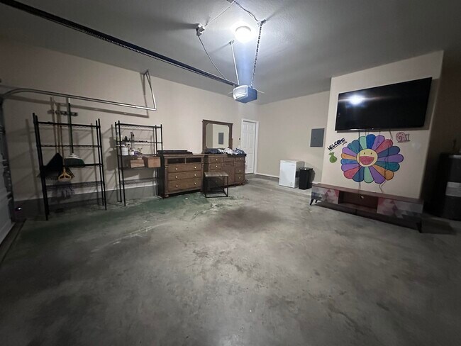 Building Photo - 5519 Shorthorn Dr