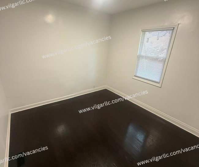 Building Photo - Newly Renovated 3 Bedroom • 1 Bathroom Home