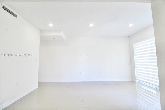 Building Photo - 25875 SW 145th Ave