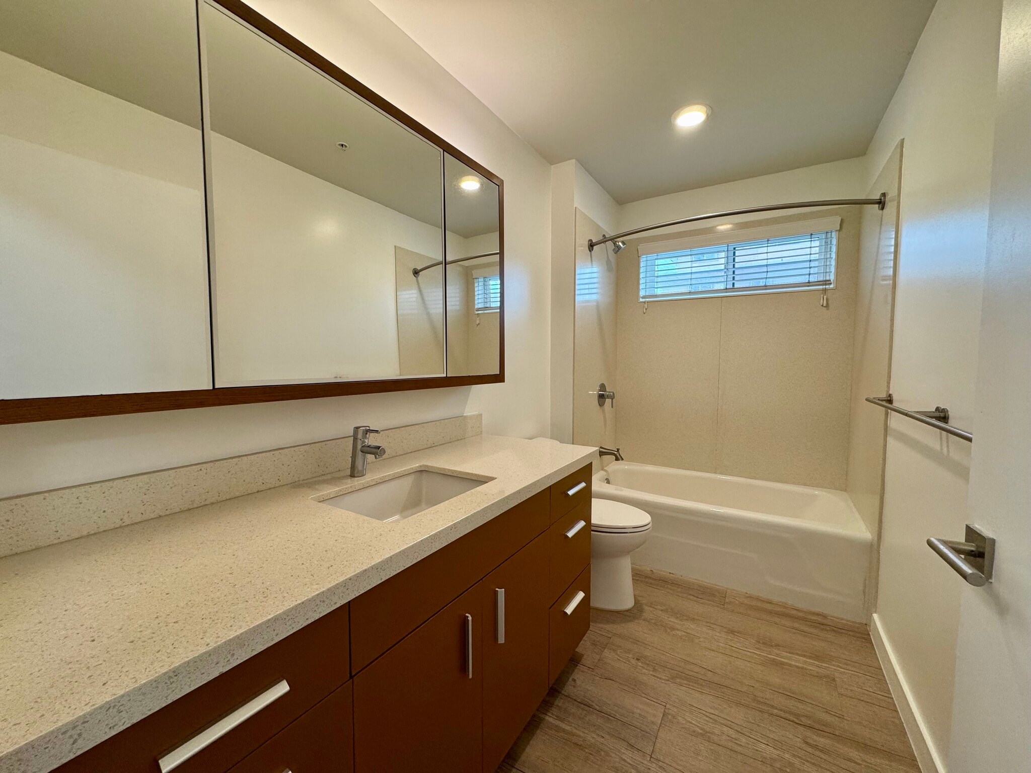 Building Photo - 1310 Pensacola St