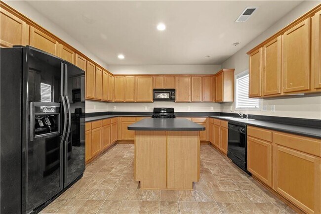 Building Photo - 5351 Heyward Pl SW