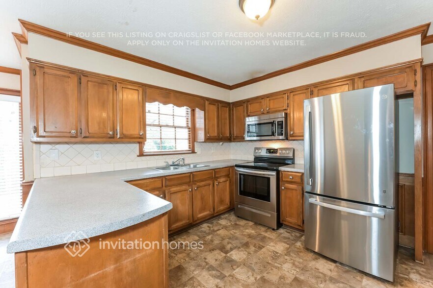 Building Photo - 413 Cricket Ridge Ct