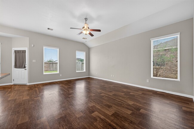 Building Photo - 5234 Jasmine Valley Ct